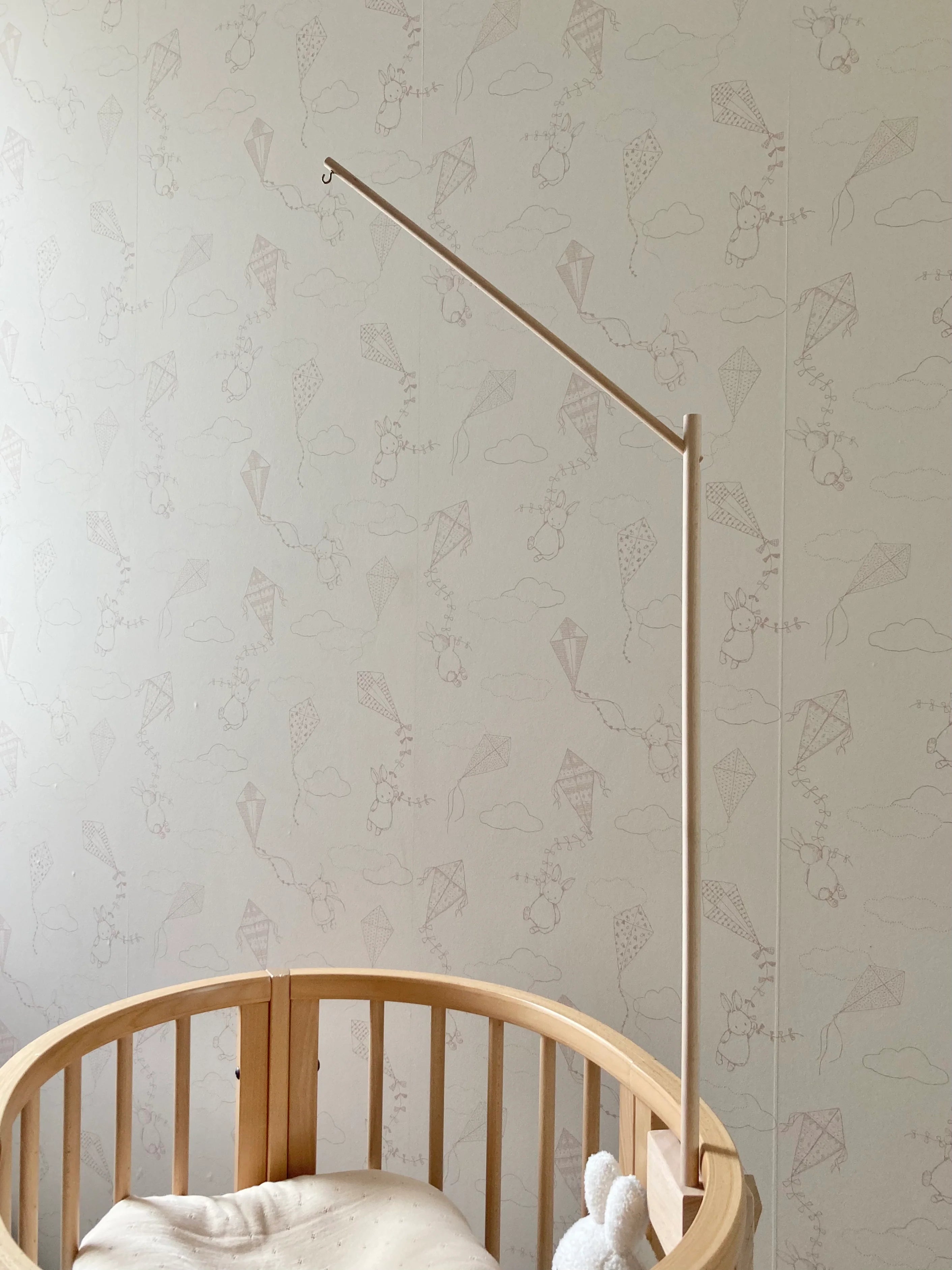 baby mobile hanger